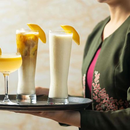 Fairmont Makati Hotel San Pedro Makati Eksteriør billede