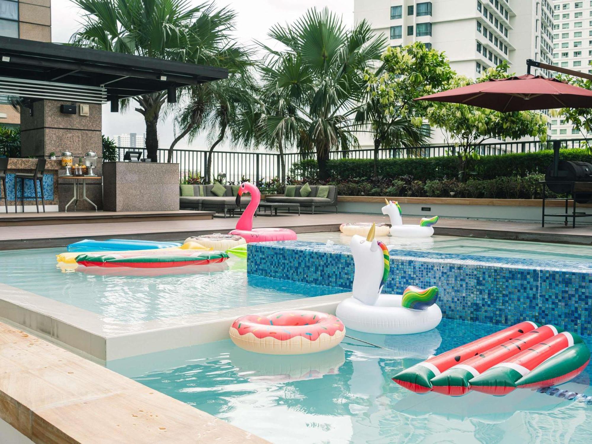 Fairmont Makati Hotel San Pedro Makati Eksteriør billede